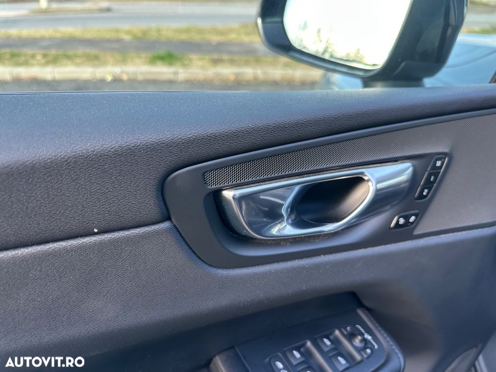 Volvo XC 60 B4 D Ultimate Dark - 8