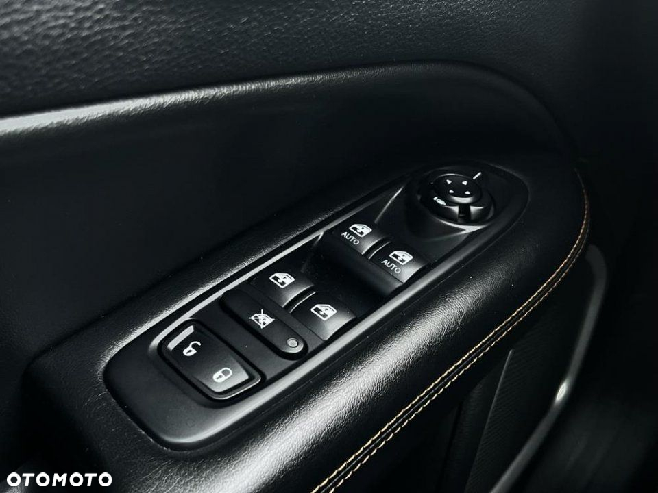 Jeep Compass - 16