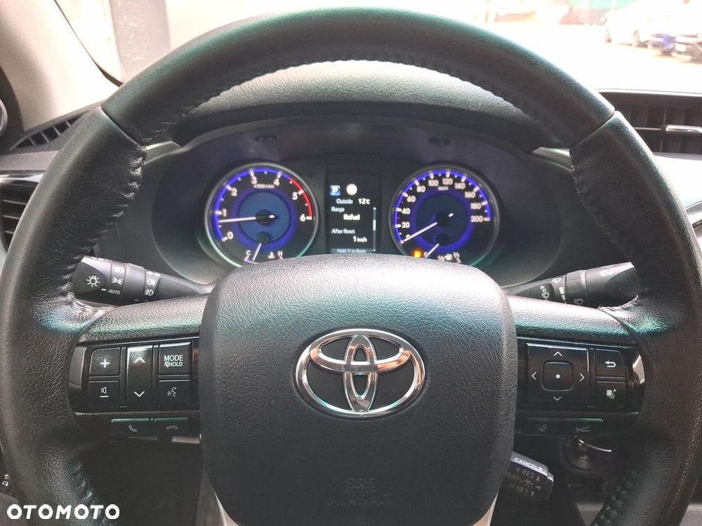 Toyota Hilux 2.4 D-4D Double Cab SR5 4x4 - 17