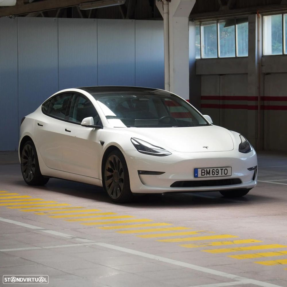 Tesla Model 3 Long Range AWD Dual Motor Performance - 2