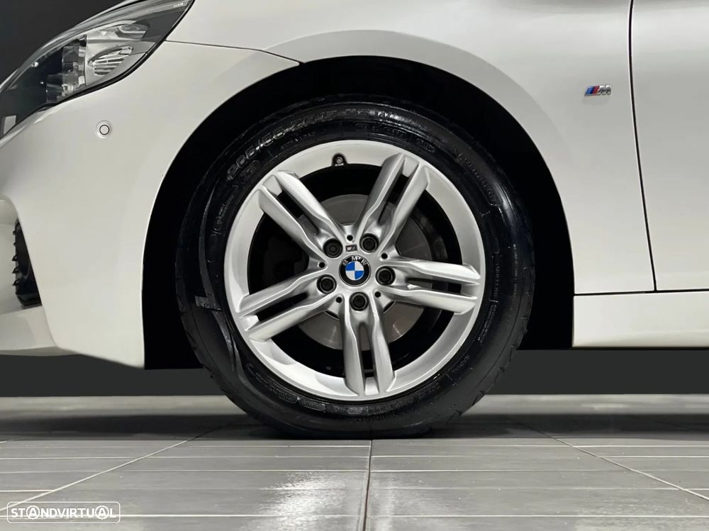 BMW 218 Active Tourer - 13