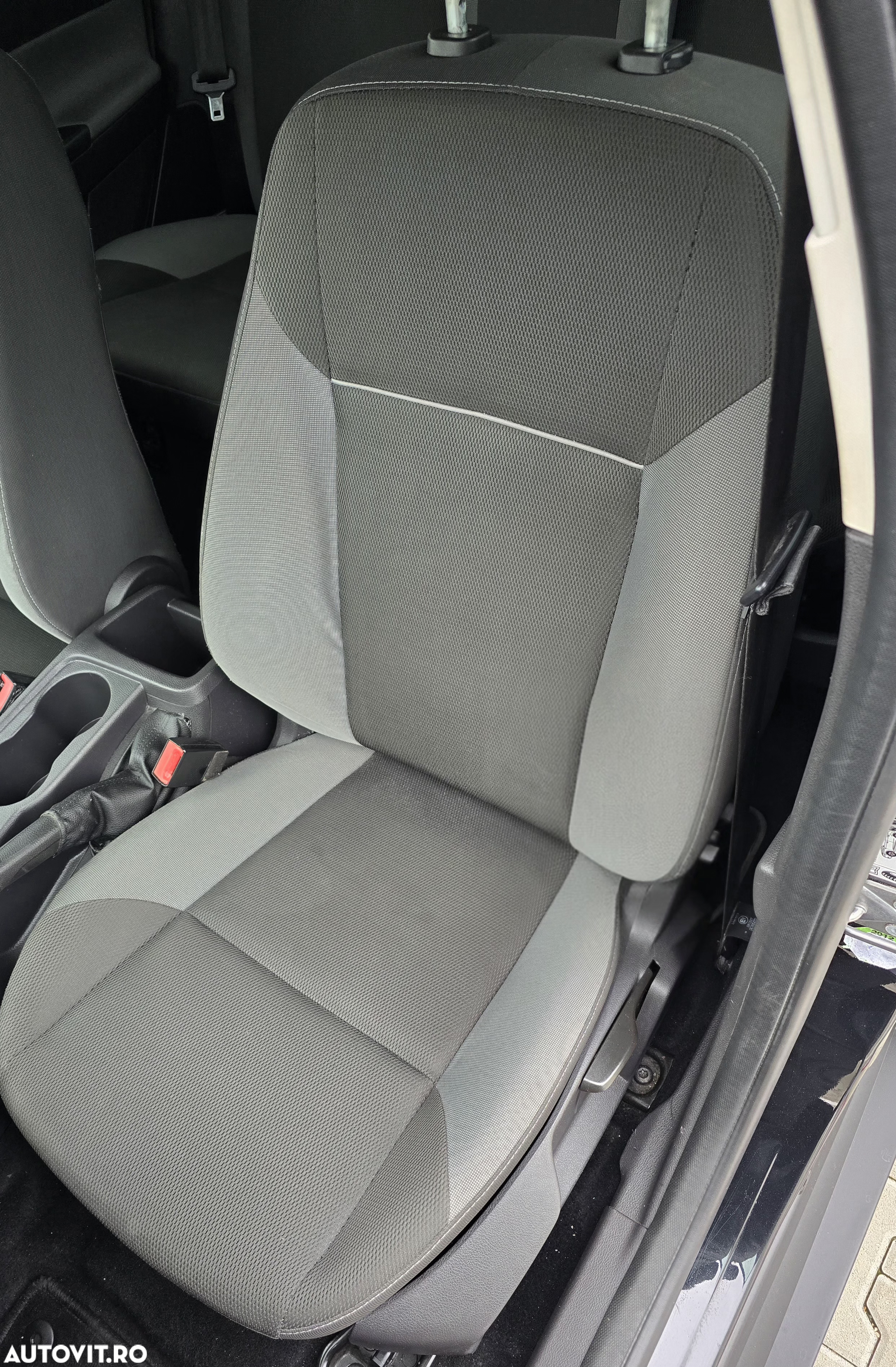 Ford Focus - 19