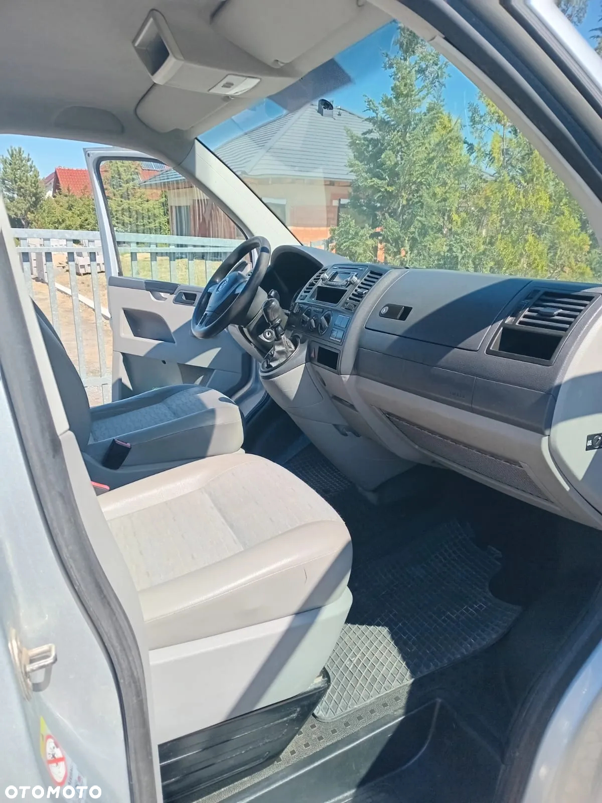 Volkswagen Transporter T5 - 14