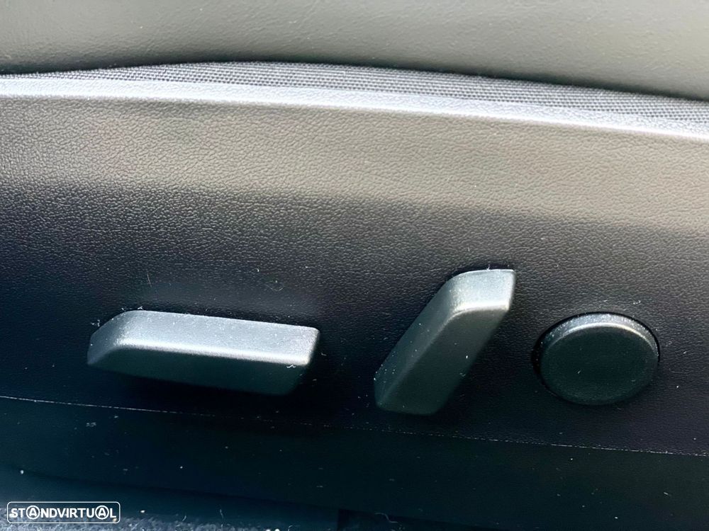 Tesla Model 3 Standard Range Plus RWD - 11