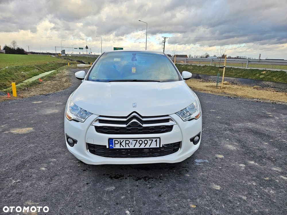 Citroën C4 VTi 120 Exclusive - 2