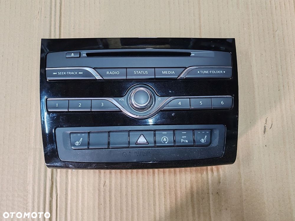 Panel radia sterowania radiem a0919056600 Infiniti Q30 15-19 - 1