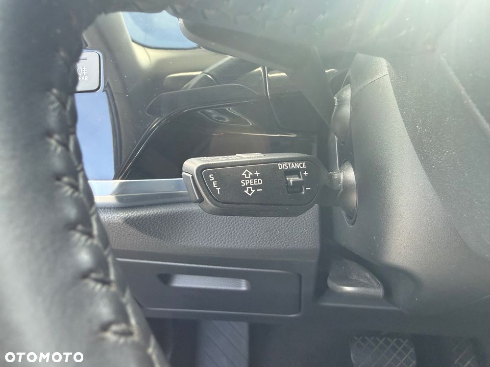 Audi Q3 2.0 TDI S tronic - 34