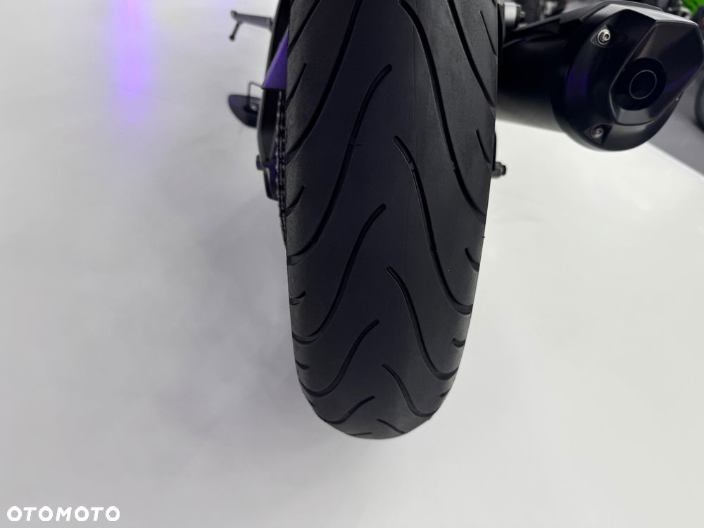 Yamaha MT - 30