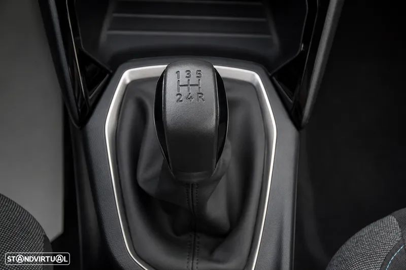 Peugeot 208 1.2 PureTech SE Style - 16