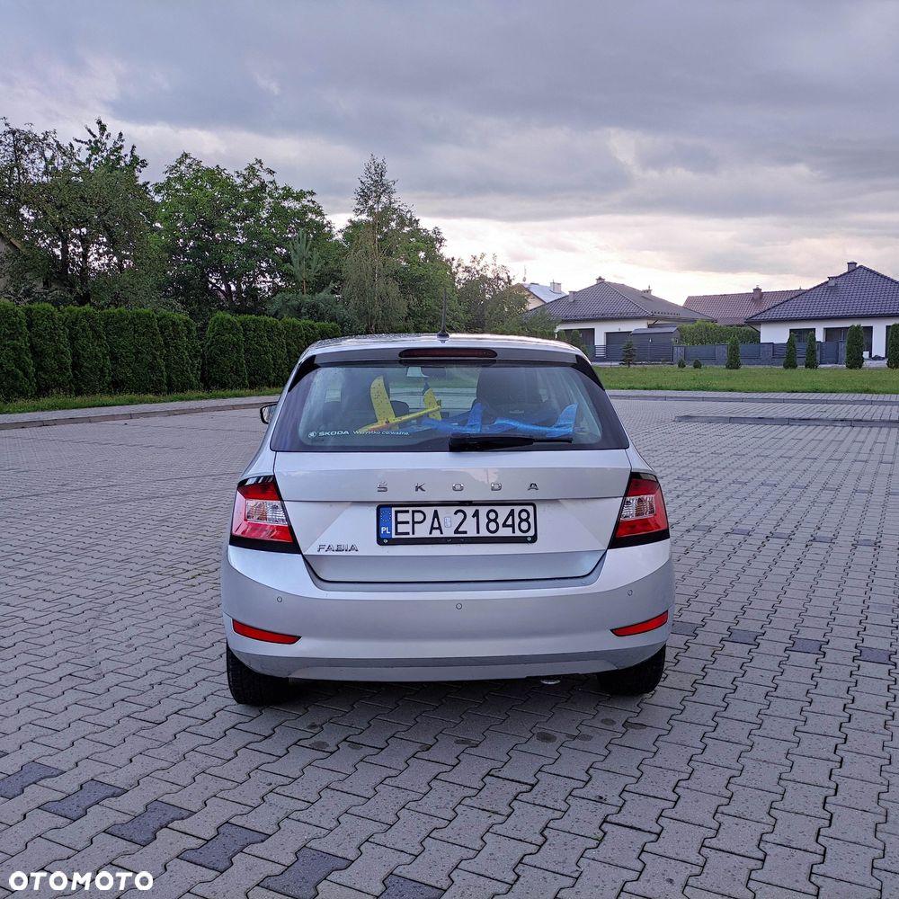 Skoda Fabia - 4