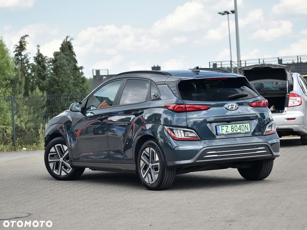 Hyundai Kona 64kWh Platinum - 7