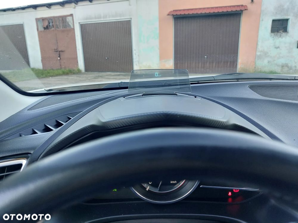 Mazda 3 2.0 Skyenergy EU6 - 14