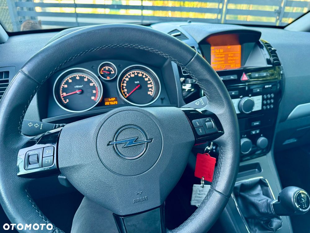 Opel Zafira 1.8 Family Plus - 12