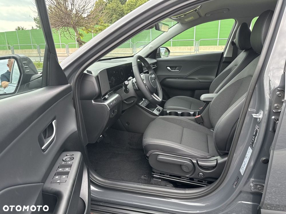 Hyundai Kona 1.6 GDI Hybrid Executive DCT - 11
