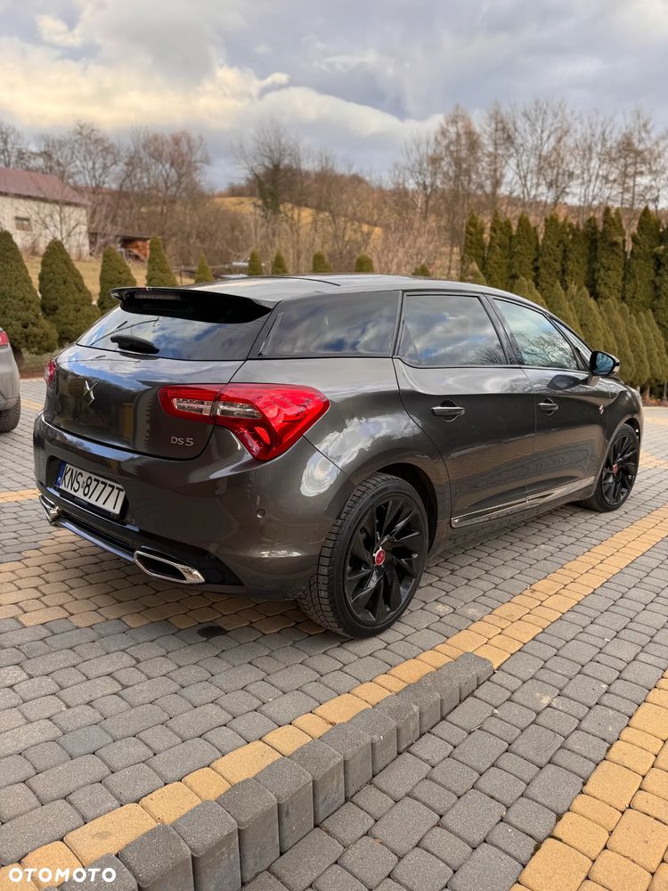 DS Automobiles DS 5 - 10