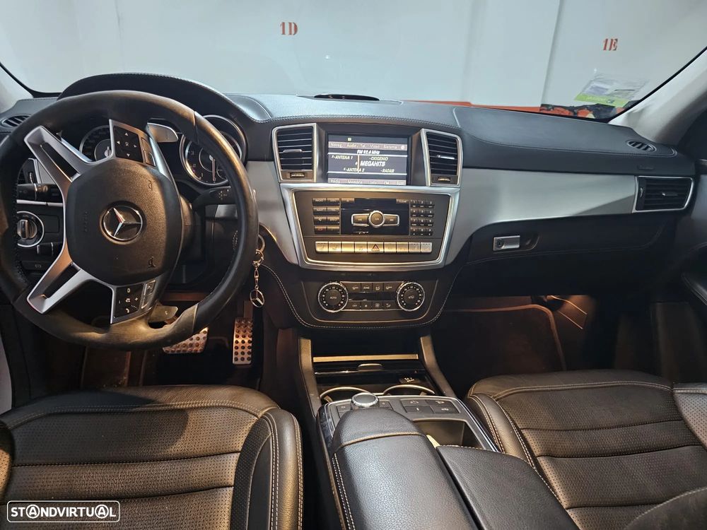 Mercedes-Benz ML 63 AMG Standard - 4