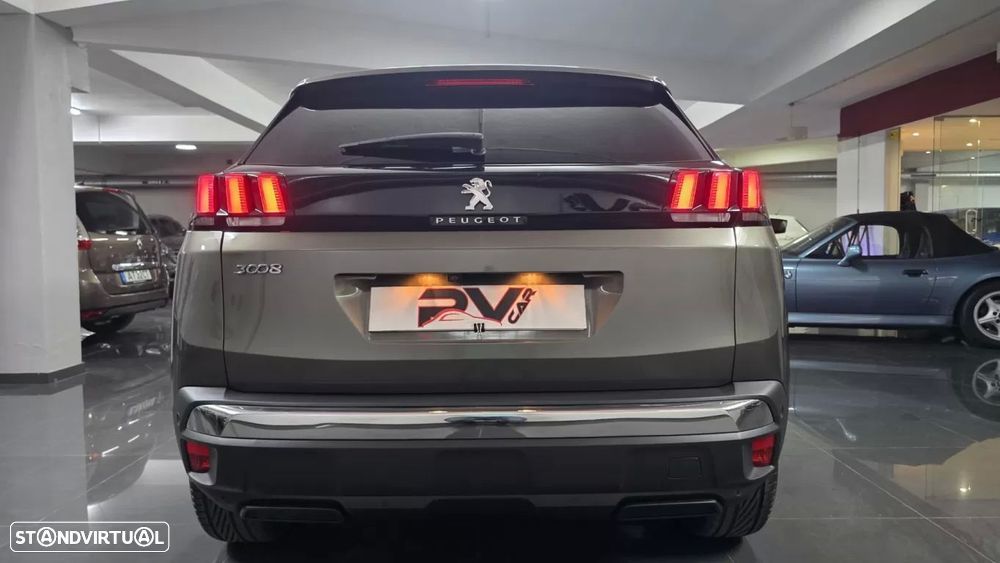 Peugeot 3008 1.2 PureTech Allure EAT6 — fotografia 30