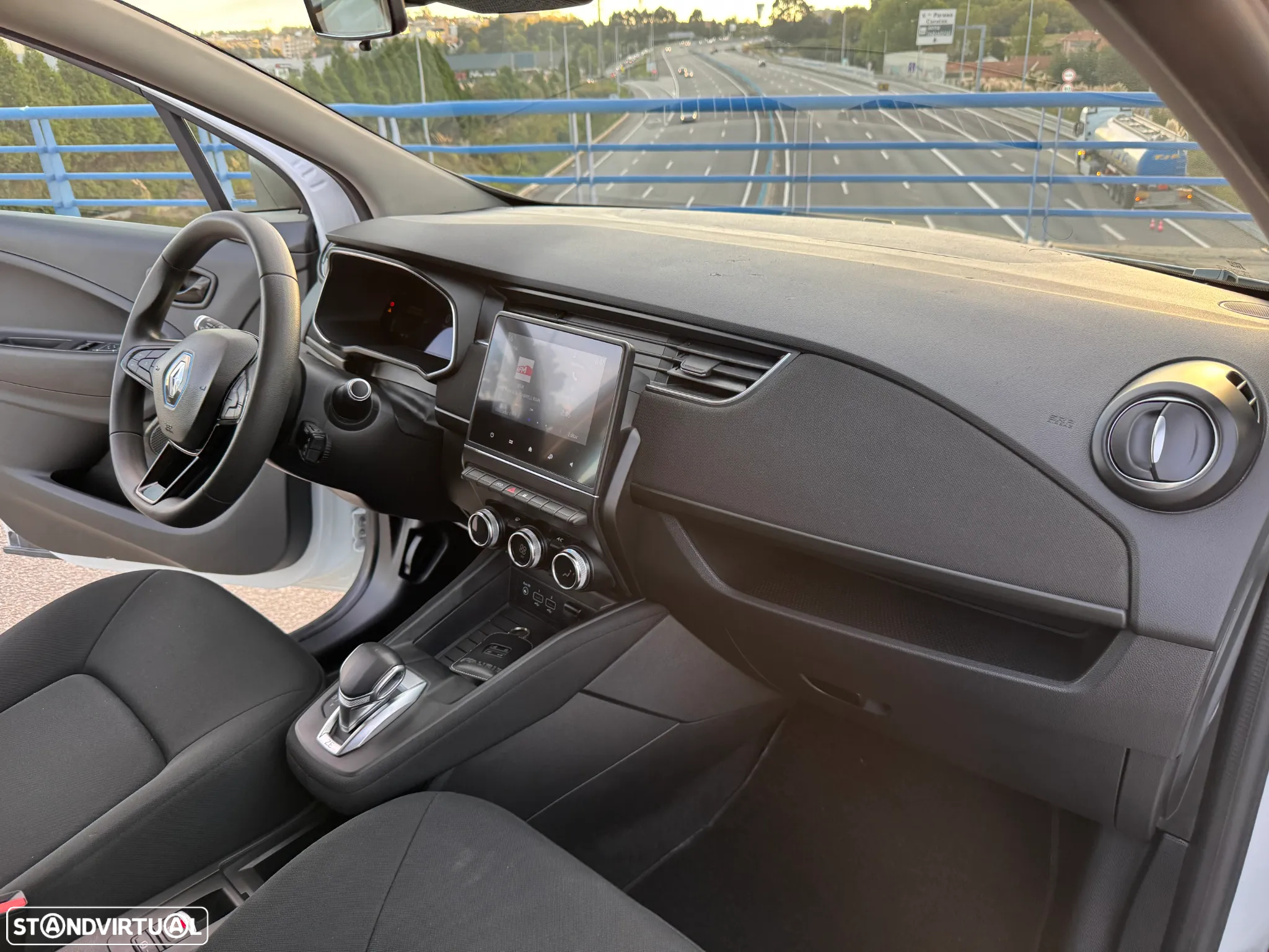 Renault Zoe (c/ Bateria) Zen 50 - 25
