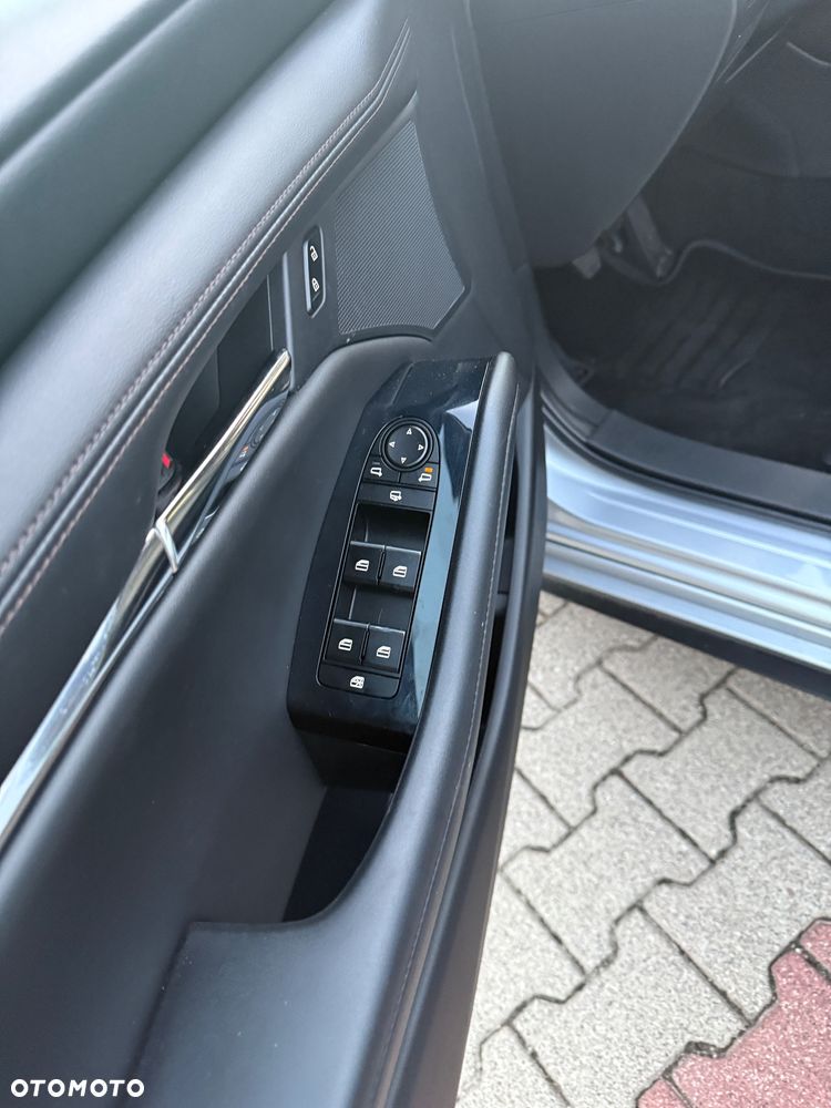 Mazda 3 SKYACTIV-G 2.0 M-Hybrid - 10