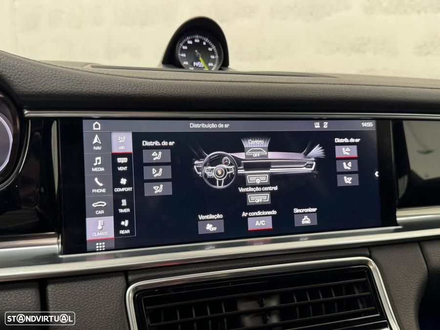 Porsche Panamera 4 E-Hybrid Executive - 28