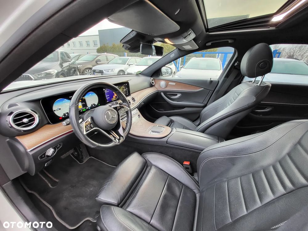 Mercedes-Benz Klasa E - 7