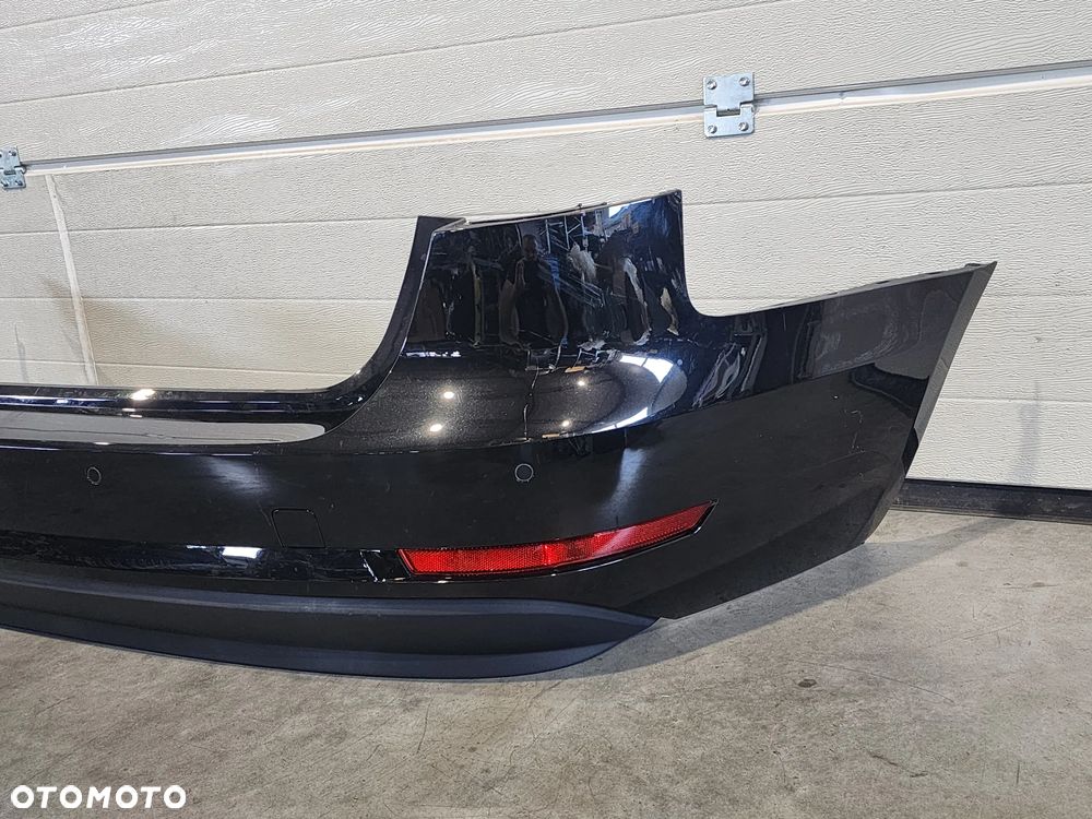 Audi A4 B9 kombi zderzak tył kompletny 4PDC LY9T - 2