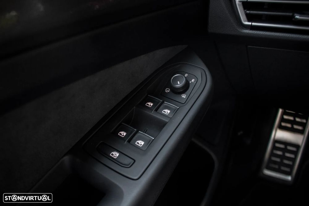 VW Golf 2.0 TSI OPF DSG GTI - 17