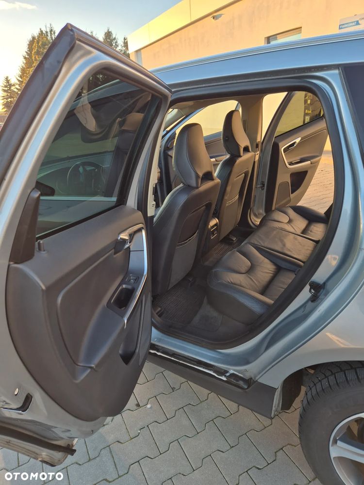 Volvo XC 60 T6 AWD Kinetic - 8