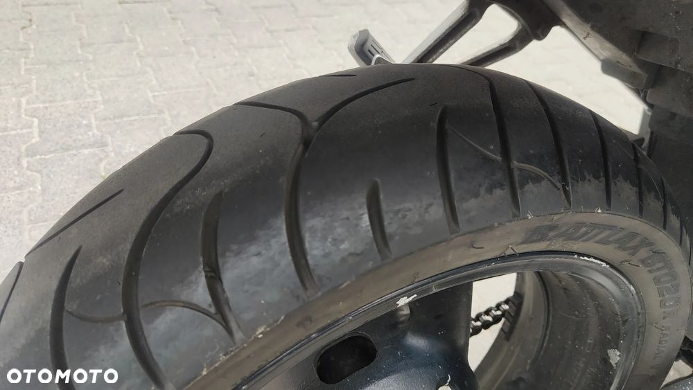 Yamaha FZS - 11