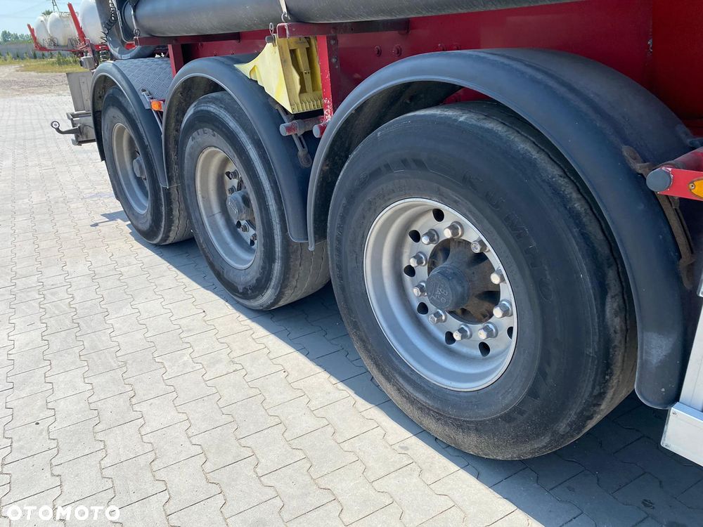 Kassbohrer SSK 40 - 8