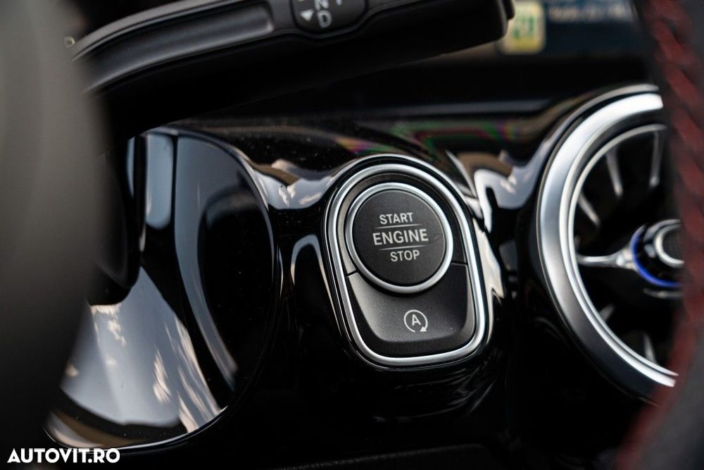 Mercedes-Benz GLA - 29