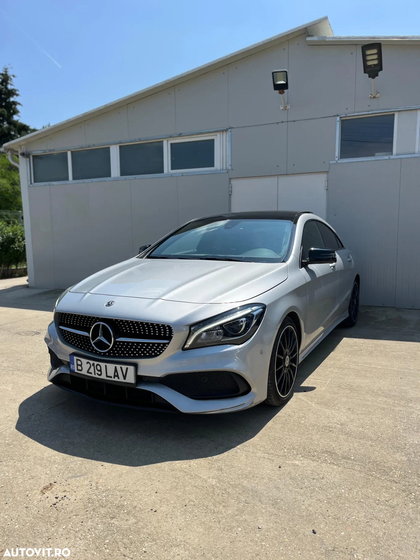 Mercedes-Benz CLA 200 7G-DCT AMG Line - 4