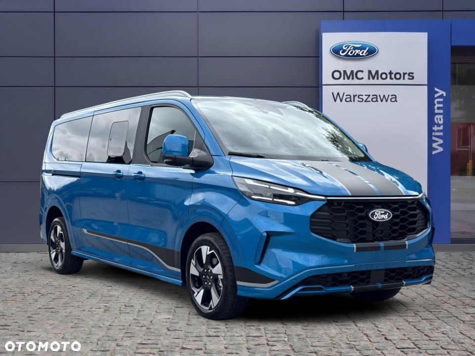 Ford Tourneo Custom - 8