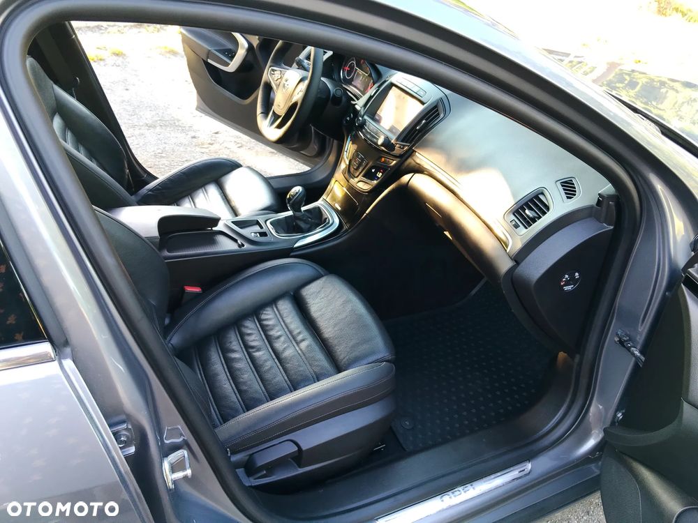 Opel Insignia - 20