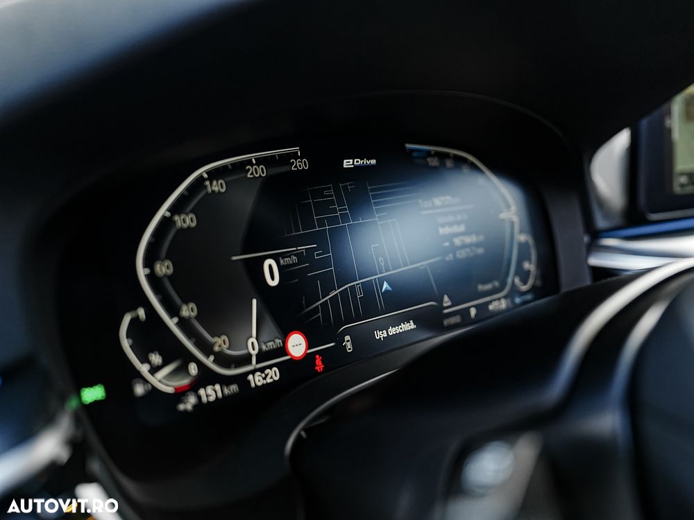 BMW Seria 5 545e xDrive Aut. M Sport Edition - 28