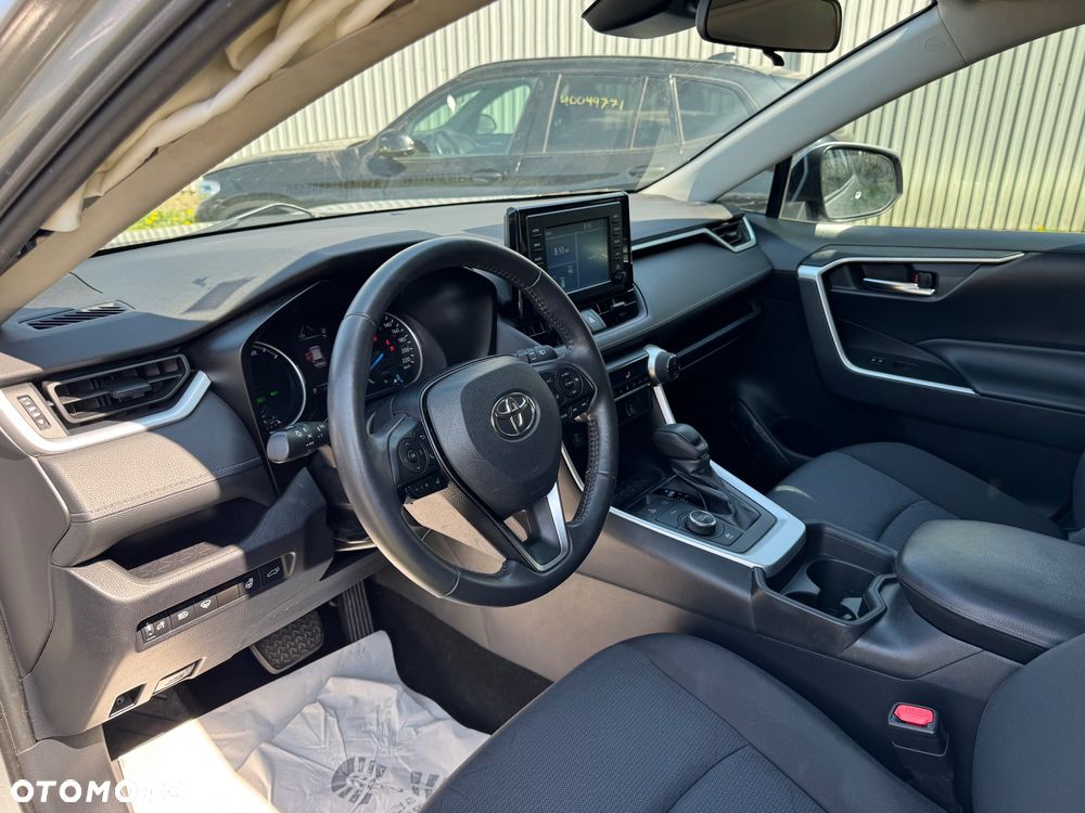 Toyota RAV4 - 17