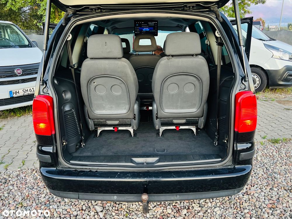 Volkswagen Sharan 1.9 TDI Special - 16