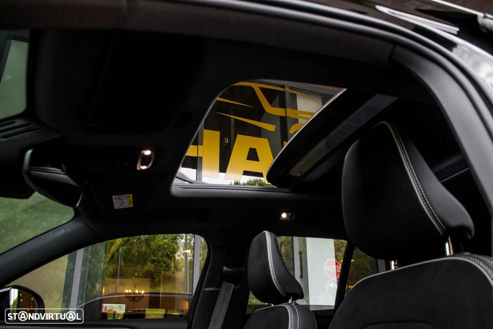 Volvo XC 40 T3 Momentum - 23