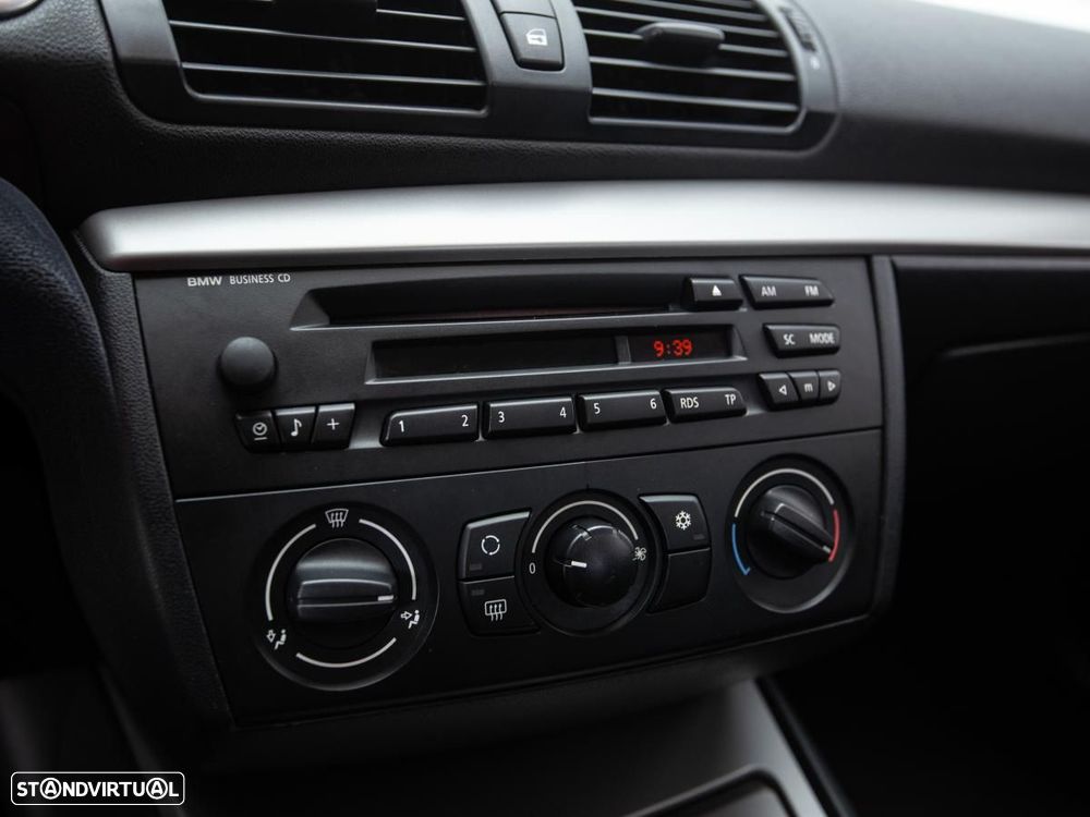 BMW 118 - 15