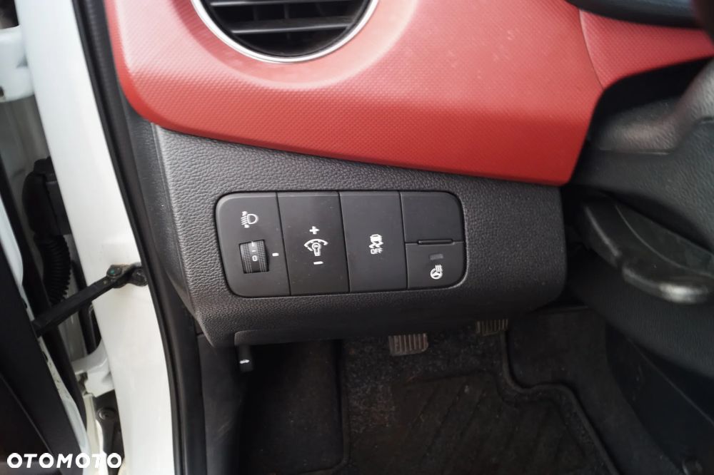 Hyundai i10 1.2 Sport - 13