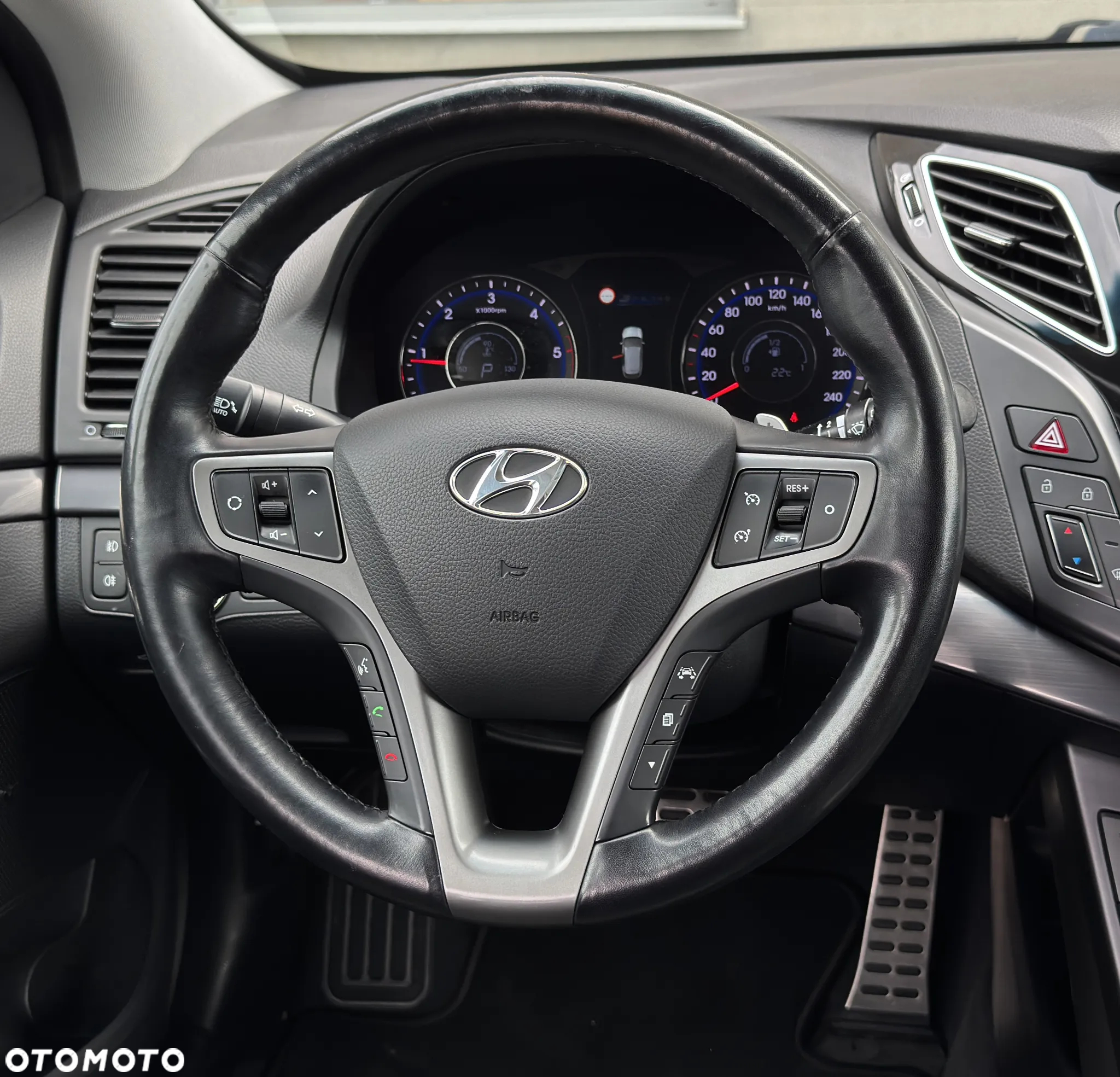 Hyundai i40 Kombi 1.7 CRDi DCT Premium - 34