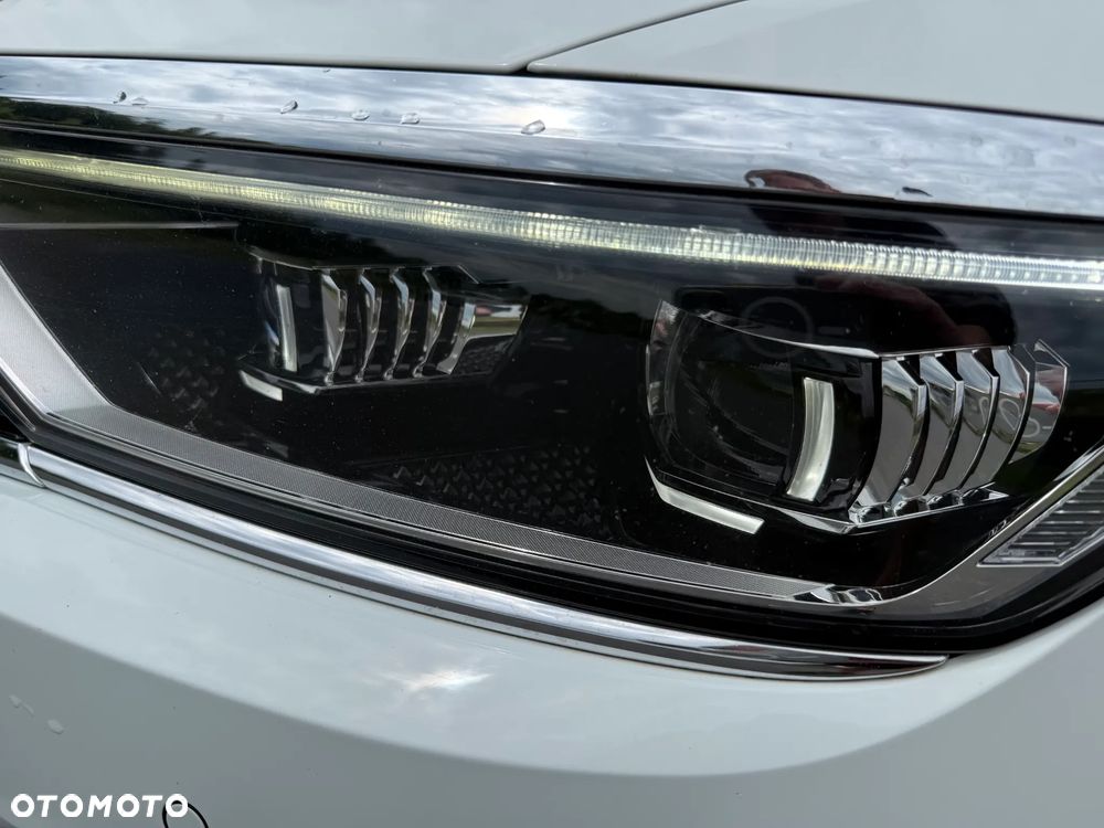 Volkswagen Passat 2.0 TDI Business DSG - 5