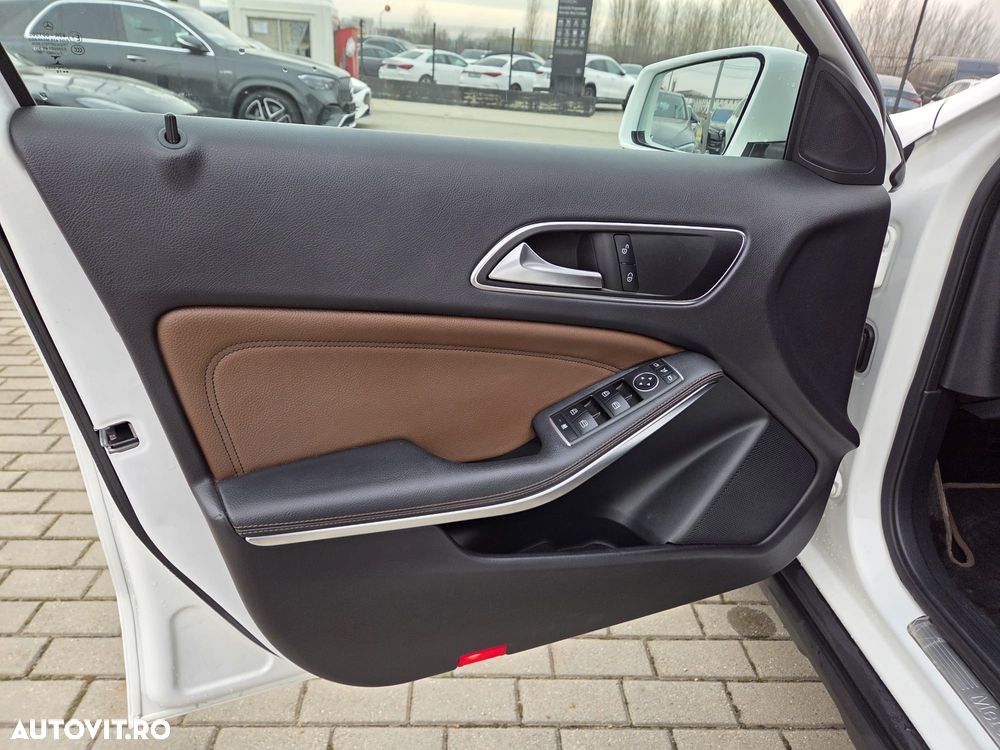 Mercedes-Benz GLA 200 d 4MATIC Aut. - 6
