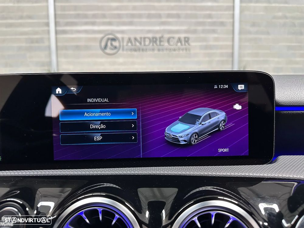 Mercedes-Benz A 250 Limousine e 8G-DCT AMG Line - 32