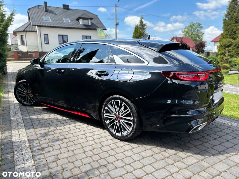 Kia ProCeed - 35