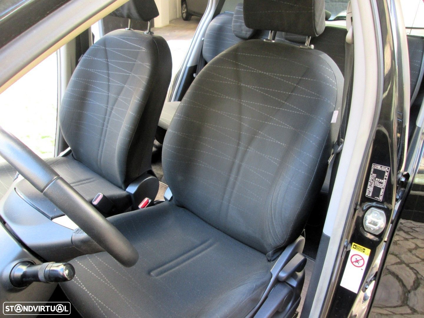 Toyota Yaris 1.0 VVT-i Sol High Pack MMT - 10