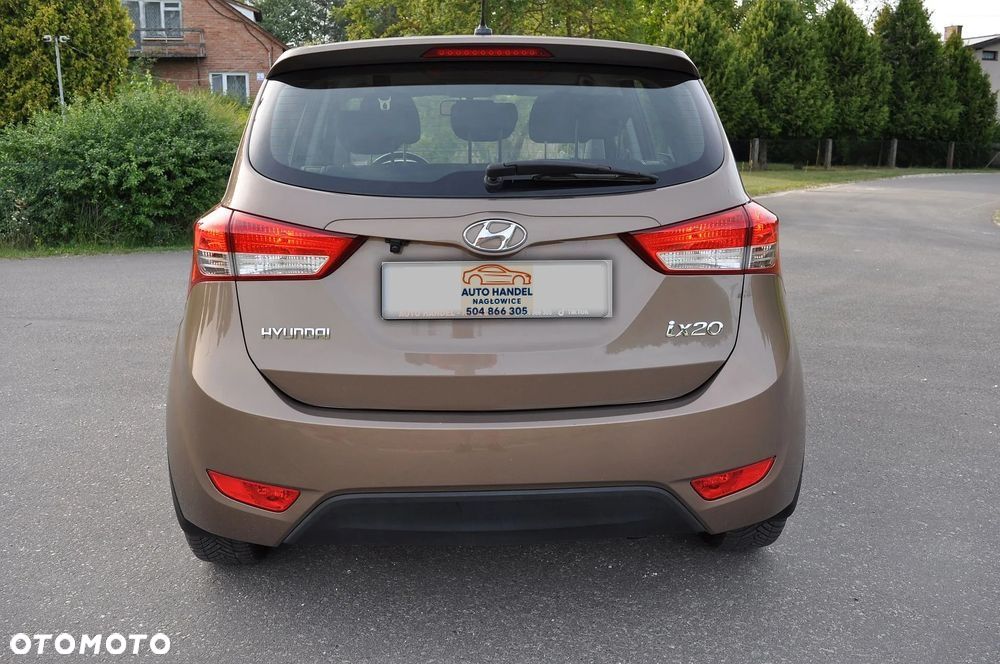 Hyundai ix20 1.6 Comfort - 11