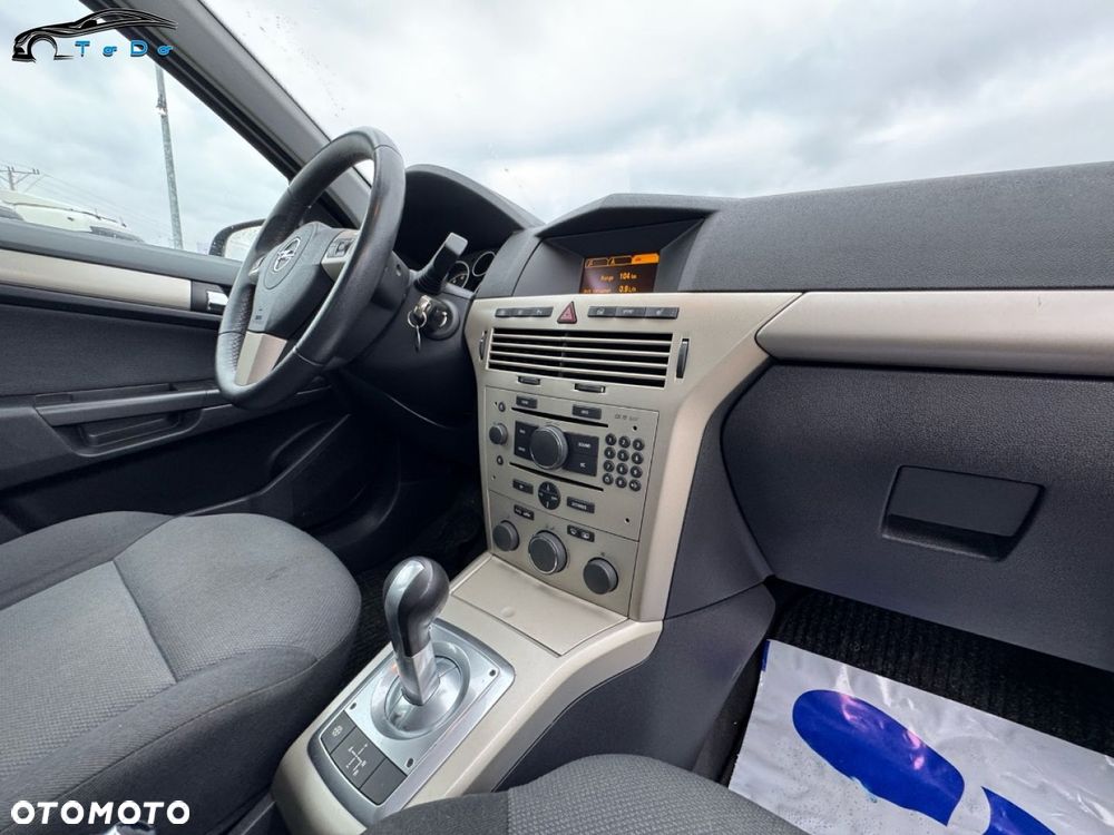 Opel Astra 1.6 Cosmo EasyTronic - 22