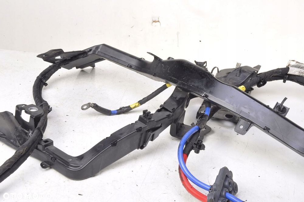 VOLVO XC60 II B5 BENZYNA WIĄZKA INSTALACJA PRZEWODY DO AKUMULATORA 32374028 - 2