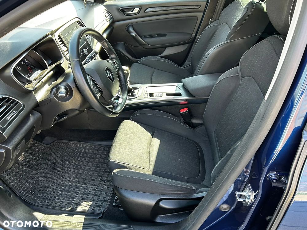 Renault Megane 1.3 TCe FAP Limited - 12